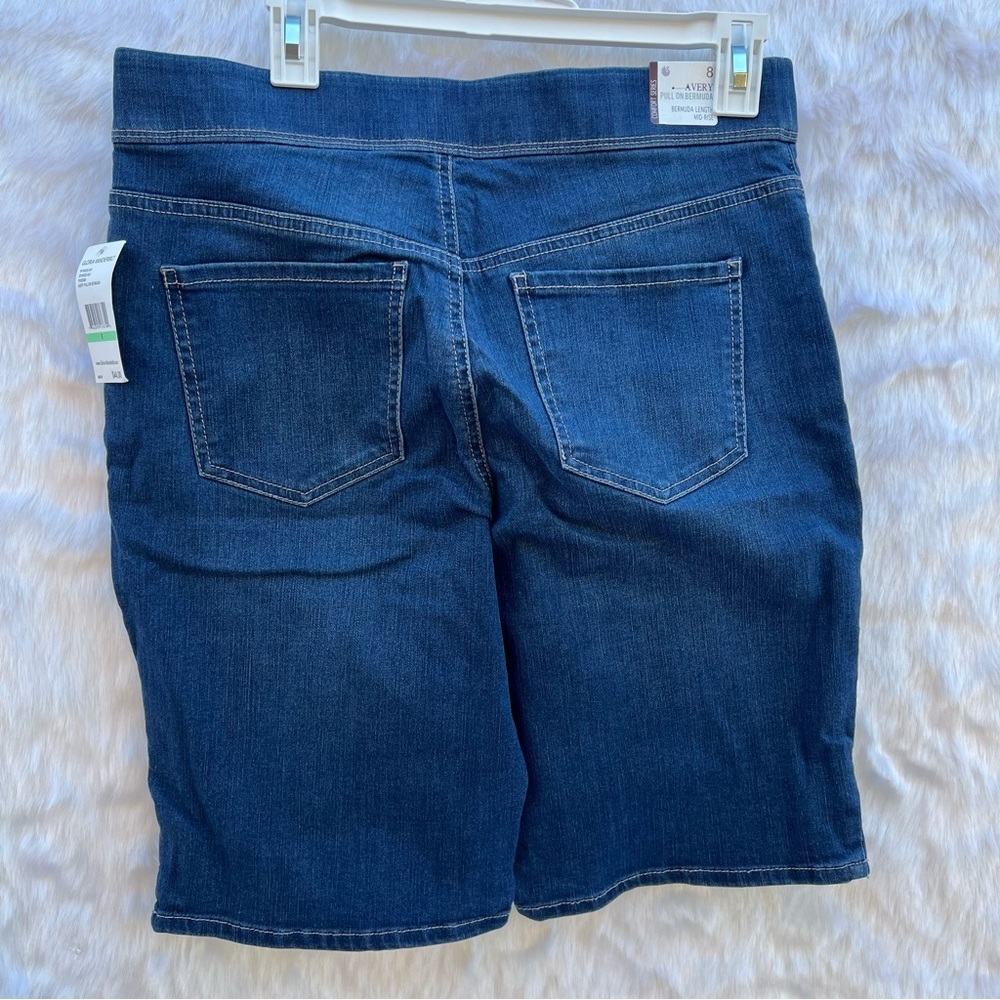 NWT‎ Gloria Vanderbilt Women's Avery Pull on Bermuda Short - Picture 6 of 16